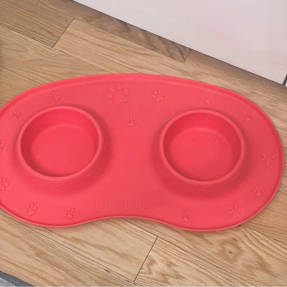 Pink silicone double dog bowl mat